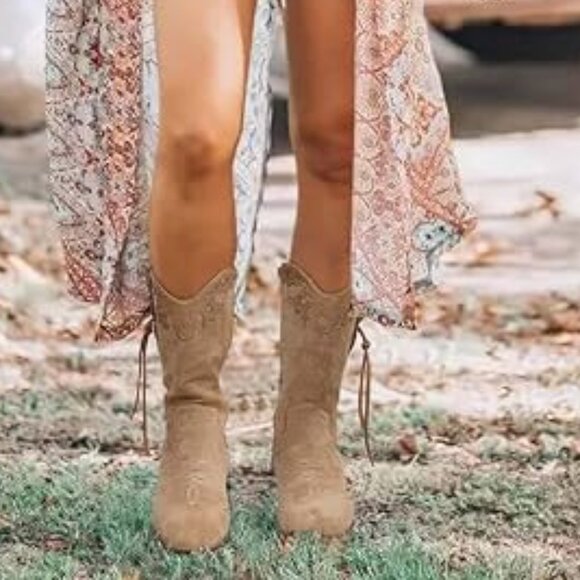 Cowgirl High Heel Boots - Picture 5 of 6